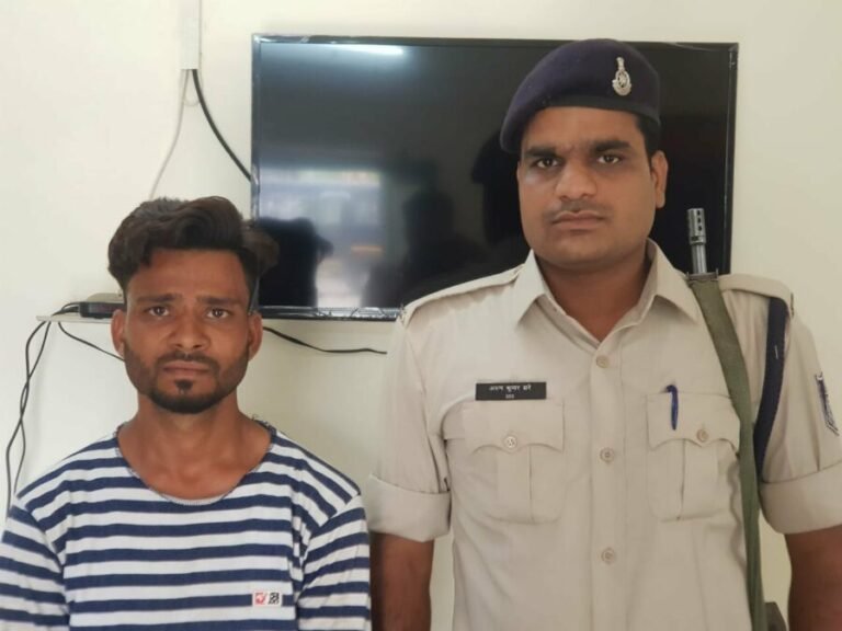 महिला से छेड़खानी करने वाला नवयुवक गिरफ्तार