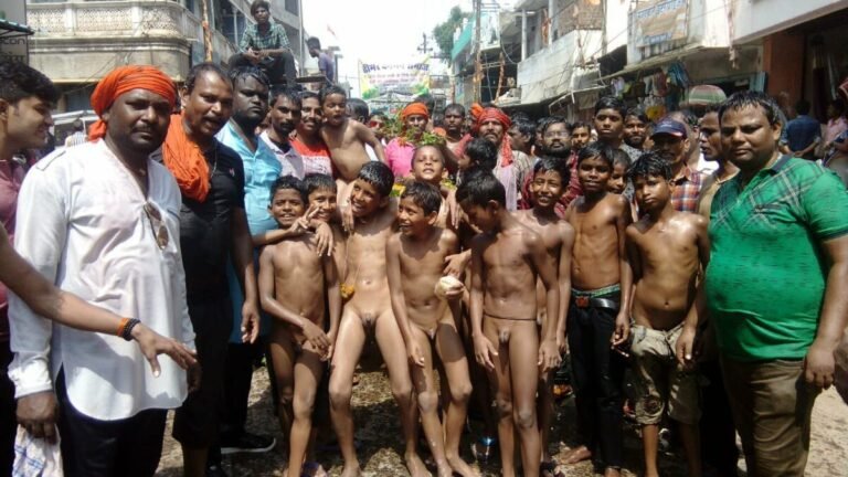 SEONI : बारिश के लिए अनुष्ठान, मेंढक-मेंढकी की कराई शादी, निकाली बारात