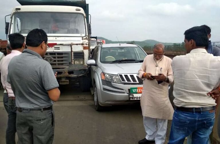 Accident : बाल बाल बचे भाजपा सांसद डॉ ढाल सिंह बिसेन