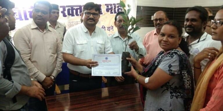 सिवनी कलेक्टर की पहल : 321 यूनिट रक्त हुआ एकत्र