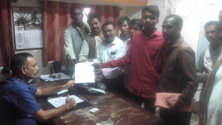 सर्व आदिवासी समाज ने आन्दोलन करने की दी चेतावनी