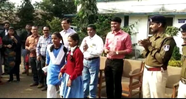 सिवनी अतिक्रमण रोधी अभियान दल में शामिल कर्मचारियों का हुआ सम्मान
