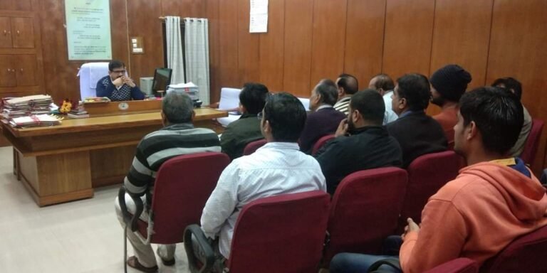 सिवनी में बेहतरीन बाजार व्यवस्था को लेकर कलेक्टर ने की व्यापारी संघों से चर्चा