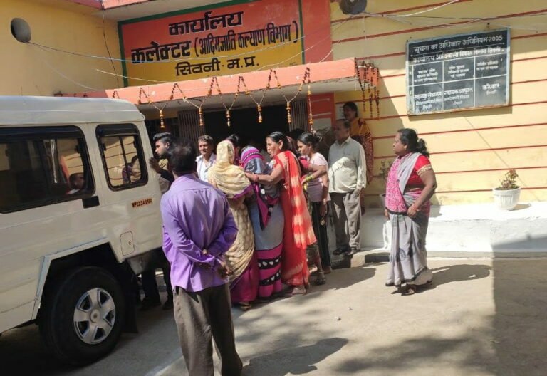 सिवनी : कलेक्ट्रेट के समीप कार्यालय में मिली लाश