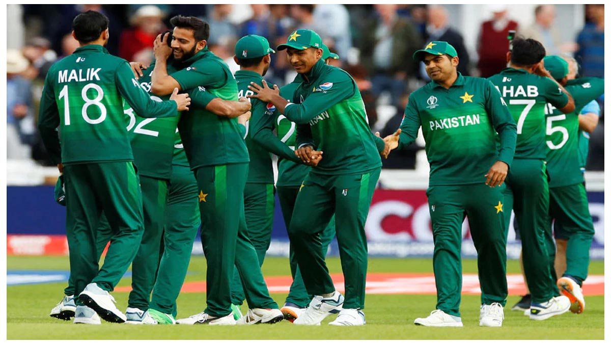 Pakistani Cricket Team में 7 और खिलाड़ी निकले कोरोना वायरस पॉजिटिव