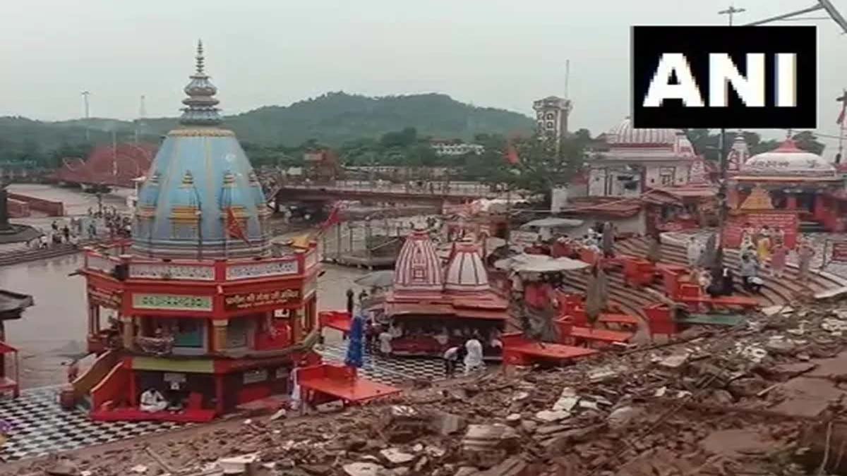 Haridwar: Lightning strike at Har Ki Pauri triggers wall collapse, damages transformer