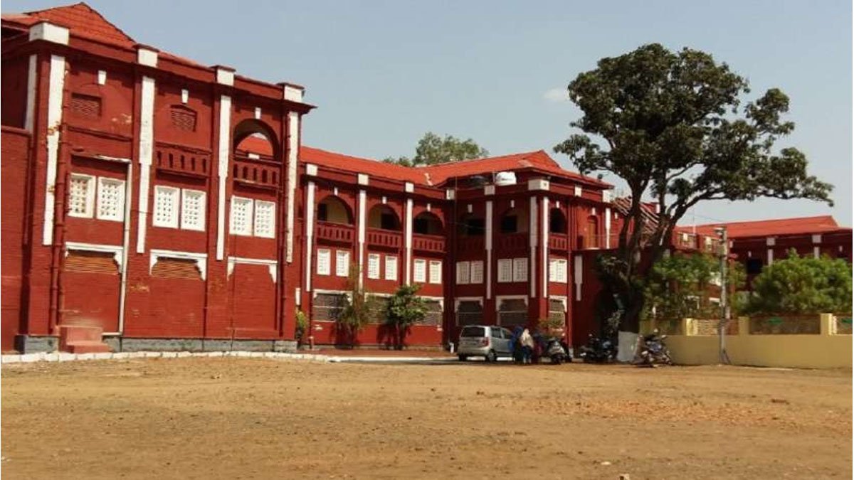 p g college seoni mp