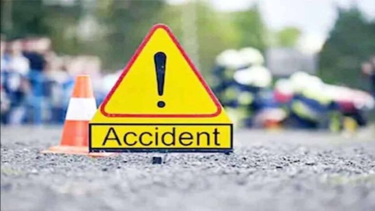 एमपी के झाबुआ में भीषण सड़क हादसा, पिकअप से हुई थी टक्कर; बाइक सवार युवक की मौत