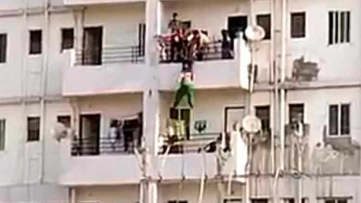 Himanshu Mega City appartment mandideep