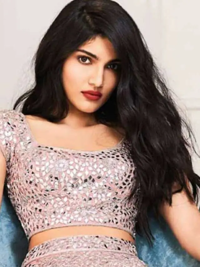 cropped-alizeh-agnihotri.jpg