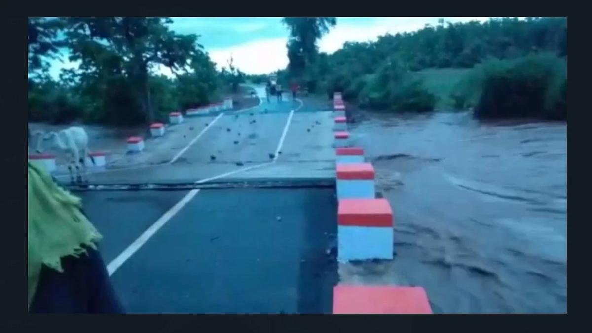 Jabalpur Seoni Pull Collaps