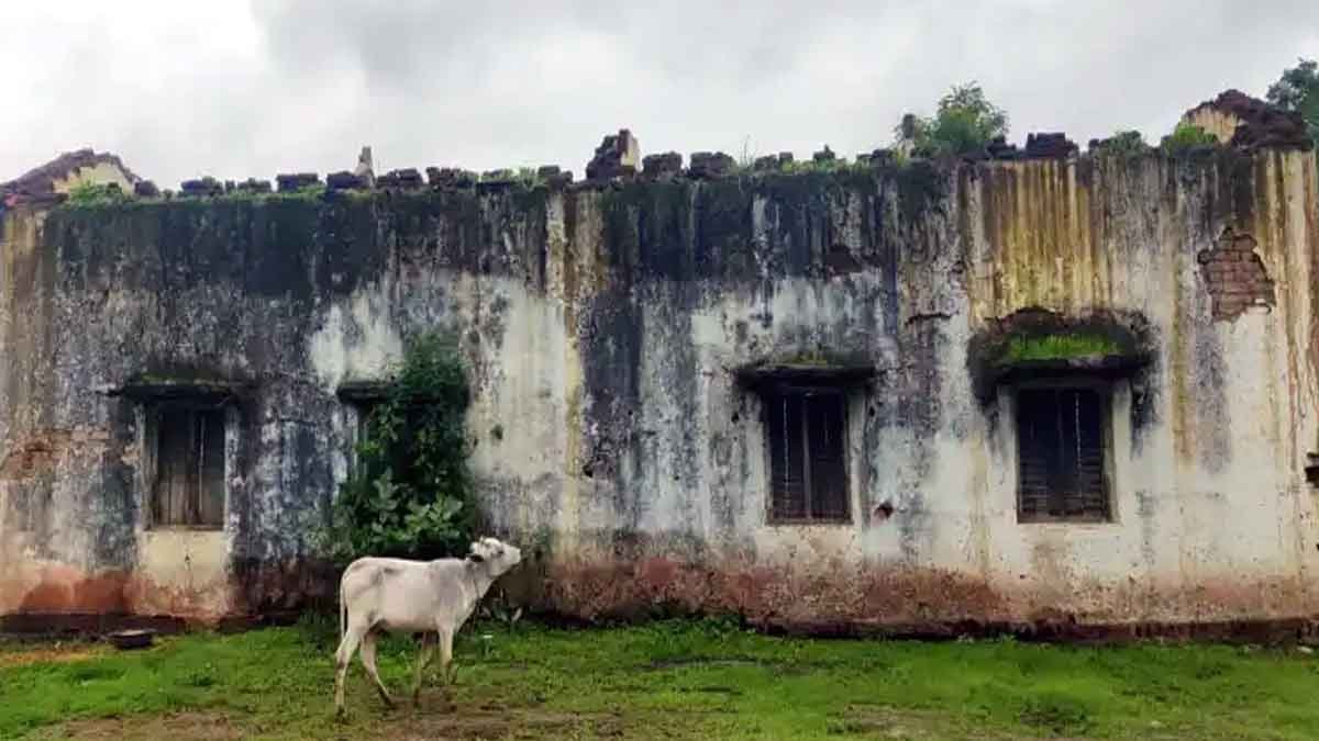 Khandar-School-Building