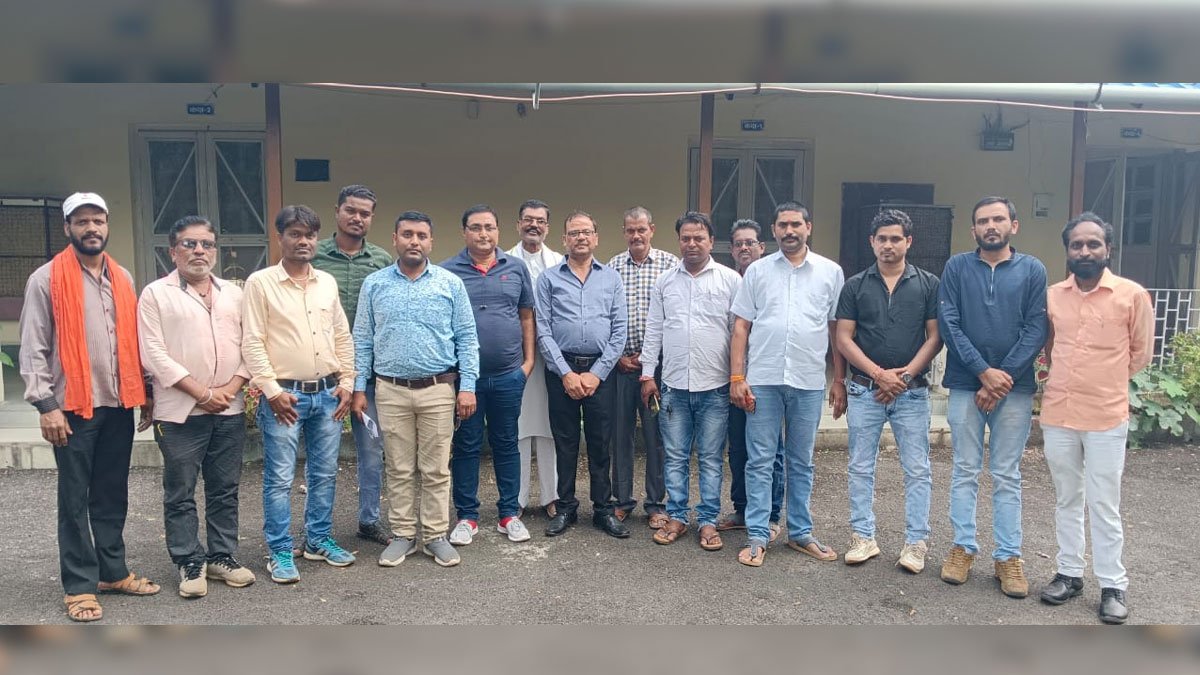 Shramjivi patrkar parishad