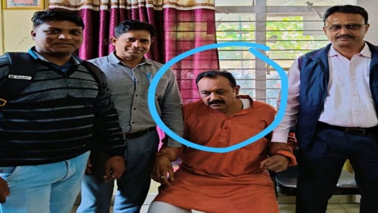 भोपाल: रिश्वतखोर पीडब्ल्यूडी इंजीनियर को 25 हजार रुपये की रिश्वत लेते लोकायुक्त ने रंगेहाथों किया गिरफ्तार