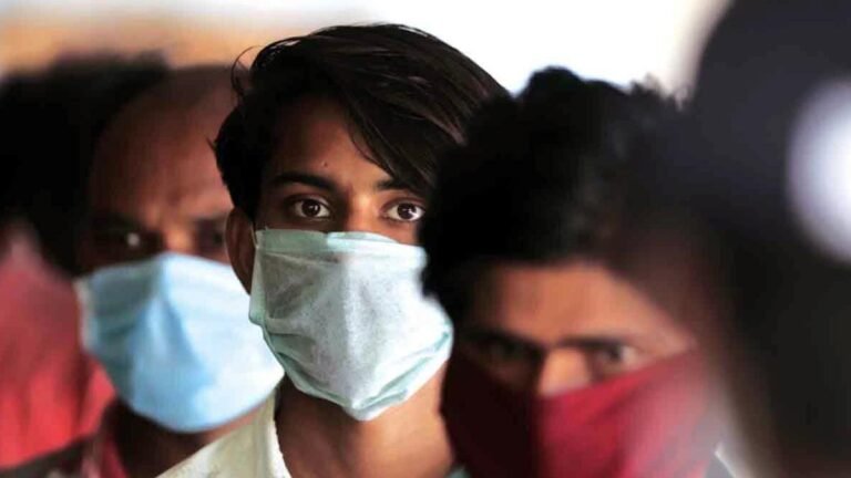 China Covid Outbreak: भीड़भाड़ वाली जगहों पर फिर से मास्क!; केंद्र सरकार ने राज्यों को कोरोना वायरस से बचाव के उपाय करने का निर्देश दिया