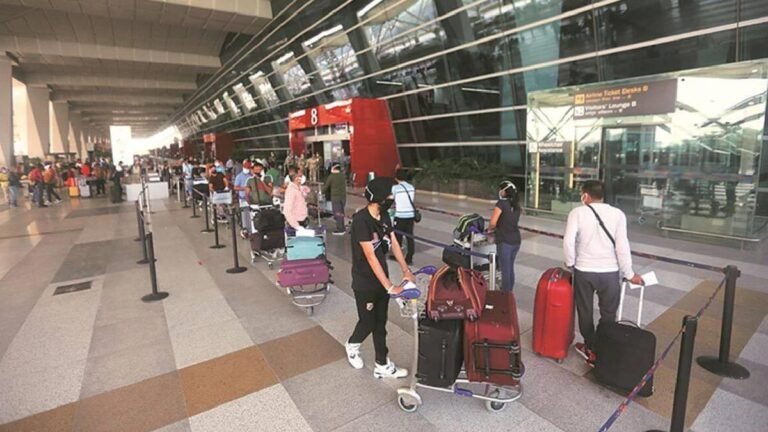 बजट 2023: केंद्र सरकार की 12 हवाईअड्डों के निजीकरण की योजना; पहले 7 हवाई अड्डों का स्वामित्व अडानी समूह के पास था
