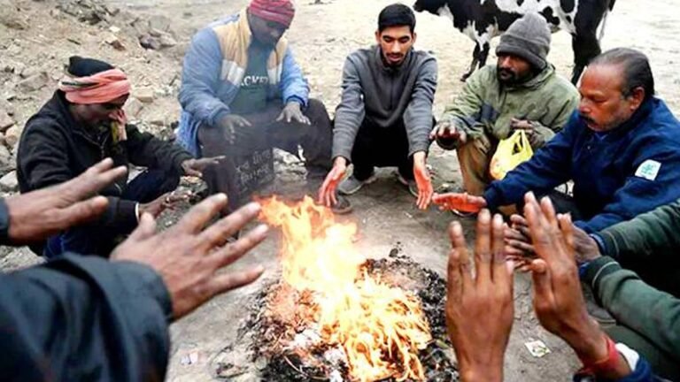 Weather: उत्तर भारत के साथ मध्य प्रदेश में कड़ाके की ठंड का सितम, एमपी के नौगांव में तापमान 2 डिग्री; ये दिल्ली-जम्मू से ठंडा