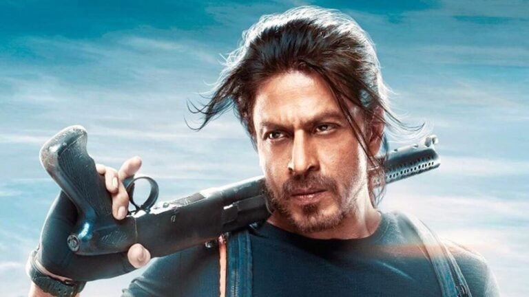 Pathaan Box Office Collection: ‘पठान’ की शानदार ओपनिंग! पहले दिन कमाए 52 करोड़?