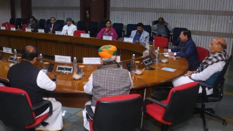 Union Budget 2023: विपक्ष ने अडानी समूह के गबन, बीबीसी की डॉक्यूमेंट्री, बेरोजगारी पर बहस का आग्रह किया; सरकार का जवाब एक वाक्य में