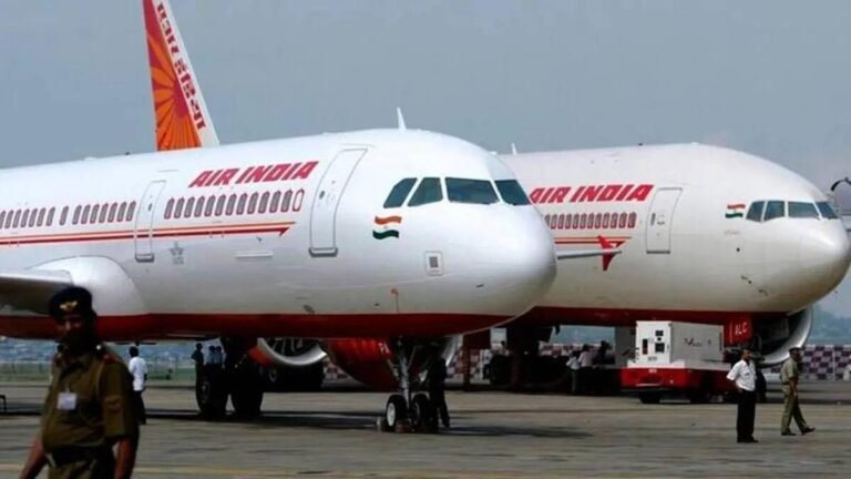 Air India Recruitment: एयर इंडिया की ‘भर्ती उड़ान’; 900 पायलट, 4,200 कर्मचारियों के पदों पर भर्ती