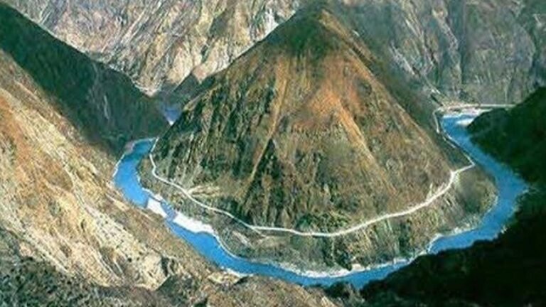 Mysterious Valley: भारत की ‘इस’ रहस्यमयी घाटी में जाने वाला कभी वापस नहीं आता; हैरान करती है यह घाटी