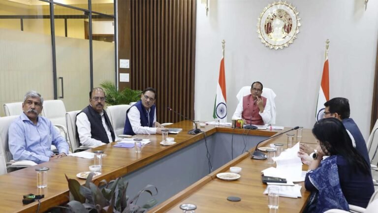सिवनी, बालाघाट, और खजुराहों के कार्यक्रम बेहतर और व्यवस्थित हों – सीएम शिवराज, सिवनी में 246 करोड़ के विकास कार्यों का होगा भूमि-पूजन और लोकार्पण