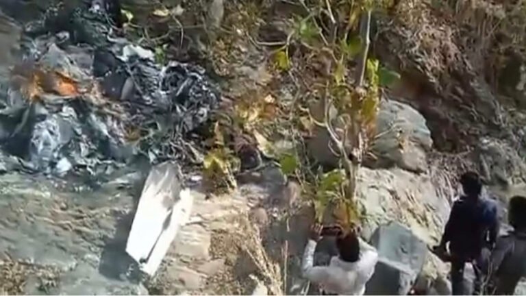 MP के बालाघाट में चार्टर प्‍लेन हुआ क्रैश, दो पायलट की मौत; एक शव बरामद