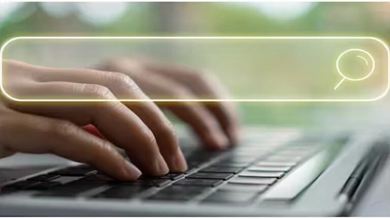World Day Against Cyber-Censorship 2023: इंटरनेट का उपयोग करते समय क्या करें और क्या न करें; इन बातों का जरूर रखें ध्यान