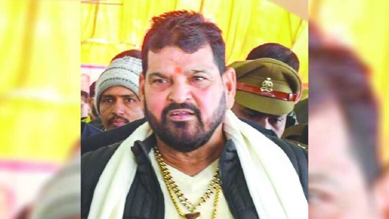 महिला पहलवान यौन शोषण मामला: बृजभूषण सिंह पर ‘पॉक्सो’ समेत एक और धारा में मामला दर्ज
