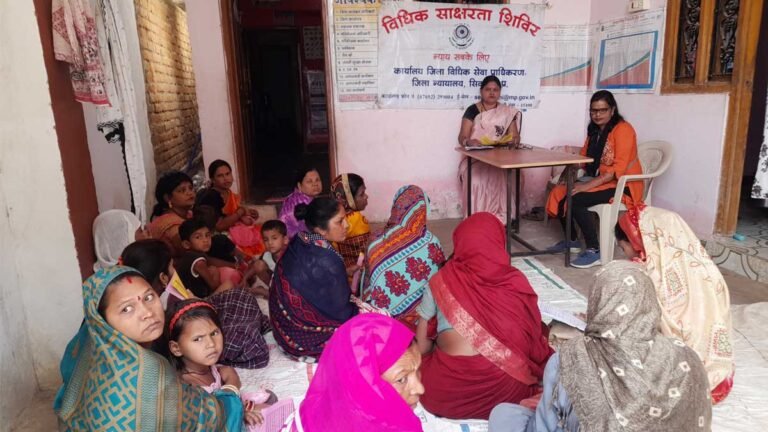 सिवनी: आंगनवाड़ी केन्द्र शहीद वार्ड, जिला सिवनी में नशा मुक्ति अभियान के तहत शिविर आयोजित