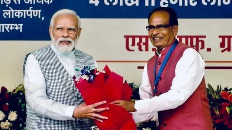 MP: पीएम मोदी ने रीवा में 3 ट्रेनों को दिखाई हरी झंडी, नैनपुर, सिवनी, चौरई, छिंदवाडा को मिलेगा बड़ा फायदा