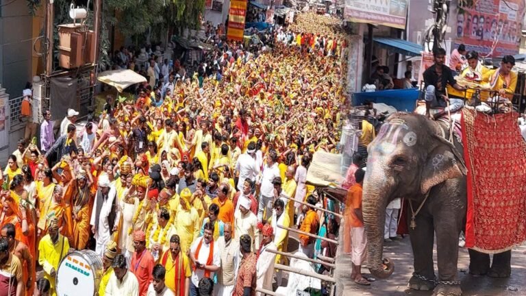 Vidisha में बागेश्वर धाम के पंडित धीरेंद्र शास्त्री की कथा: कलशयात्रा में उमड़ा आस्था का सैलाब, हाथी पर विराजमान लड्डू गोपाल तो घोड़े पर सवार युवतियां