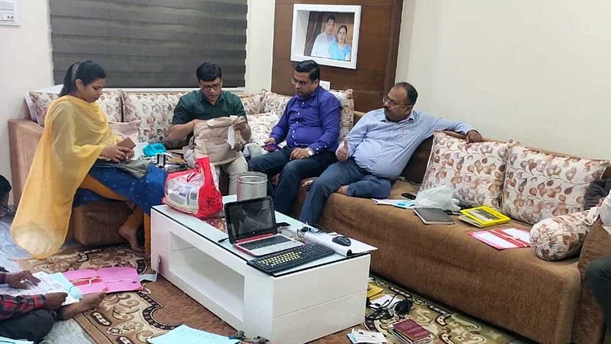 Patwari Jitendra Solanki