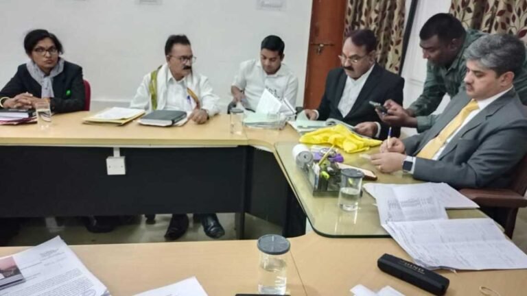 सिवनी: नैशनल लोक अदालत में नैशनल इंश्योरेंस कंपनी के मोटर दुर्घटना दावा अधिकरण प्रकरणों के निराकरण के लिए बैठक आयोजित
