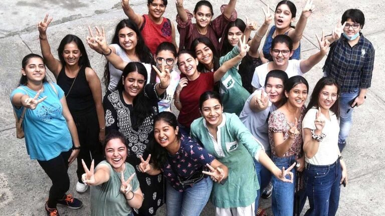 MP board result 2023: एमपी बोर्ड 12 वीं का पासिंग 55.28% रहा, इस बार भी लड़कियां रही लड़कों से आगे हैं