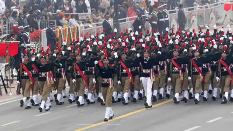 कर्तव्य पथ पर 2024 गणतंत्र दिवस परेड में सभी महिलाओं के दल होने की संभावना