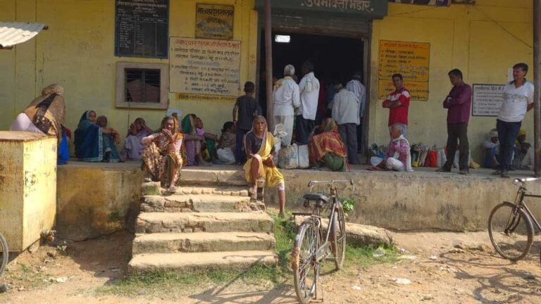 सिवनी में फर्जी नियुक्तियों का बोलबाला, अनुकम्पा नियुक्ति के लिये ठोकरे खा रहा युवक