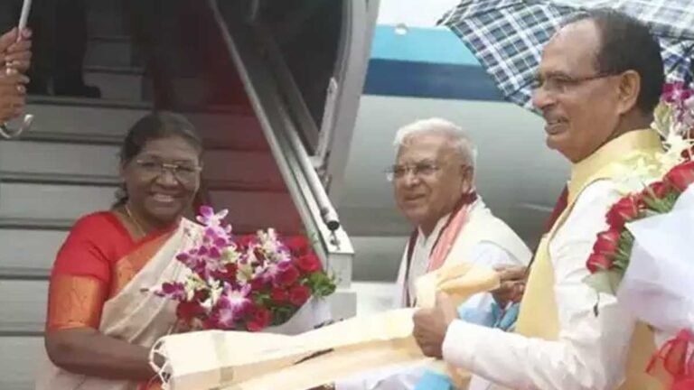 राष्ट्रपति द्रौपदी मुर्मु का भोपाल आगमन, राज्यपाल और मुख्यमंत्री ने अगवानी कर हार्दिक स्वागत किया