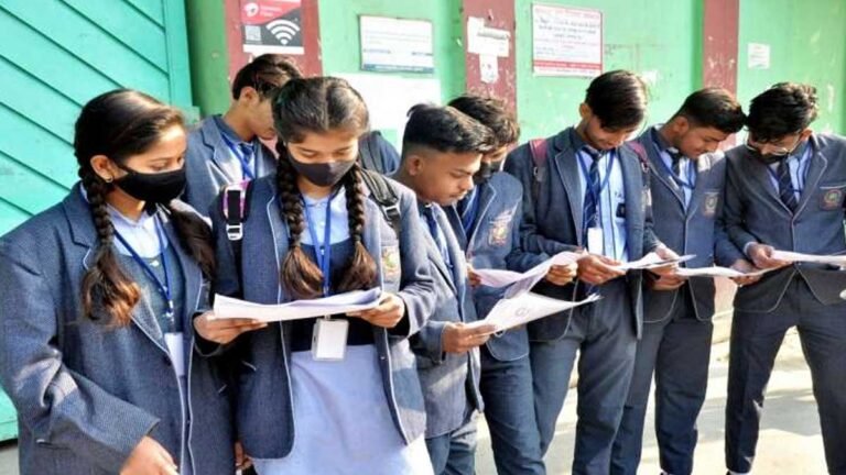 UP Board Exam 2024: यूपी बोर्ड के छात्र छात्राओं के लिए राहत भरी खबर, बढ़ी कक्षा 10, 12 के रजिस्ट्रेशन की लास्ट डेट