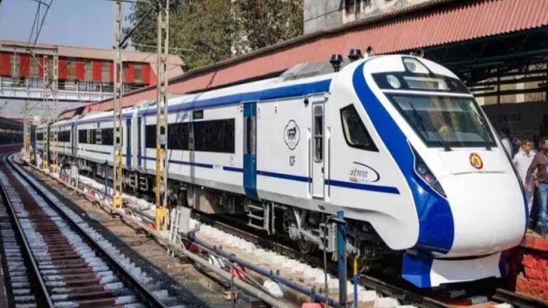 अगले 6 महीने तक बंद रहेगी वंदे भारत ट्रेन की ‘ये’ स्पेशल सुविधा; रेलवे प्रशासन द्वारा उठाया गया एक महत्वपूर्ण कदम