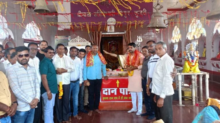 सिवनी: मातृधाम में स्थापित किये गये कलश विसर्जन समारोह में पहुंचे आनंद पंजवानी