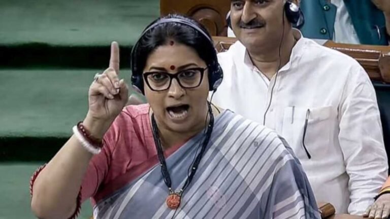 क्या समलैंगिक लोगों को मासिक धर्म होता है? पीरियड्स पेड लीव पर स्मृति ईरानी का फिर सवाल