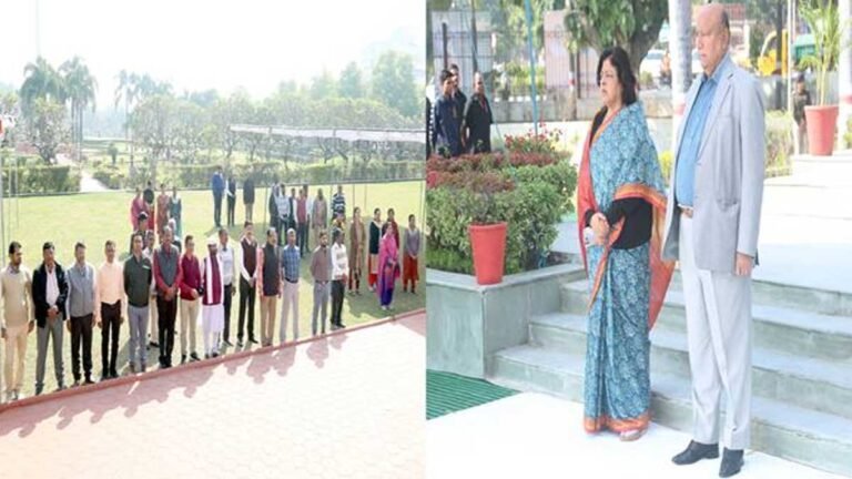 मंत्रालय में शहीदों की स्मृति में मौन धारण