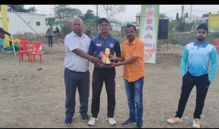 आल इंडिया ओपन लेदर बाल टूर्नामेंट: रायपुर के सानिध्य ने लगाया पहला शतक