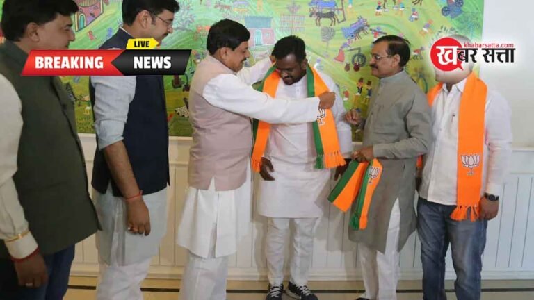 कमलनाथ के गढ़ छिंदवाड़ा से कांग्रेस को एक और झटका: महापौर विक्रम अहाके BJP में शामिल
