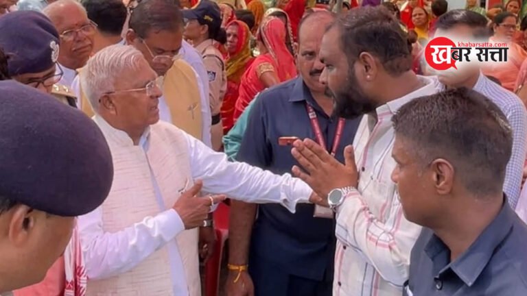 शंकर शाह यूनिवर्सिटी में छात्रों को हो रही परेशानियों को लेकर भुनेश कुलहाडे ने राज्यपाल को अवगत कराकर सौंपा ज्ञापन