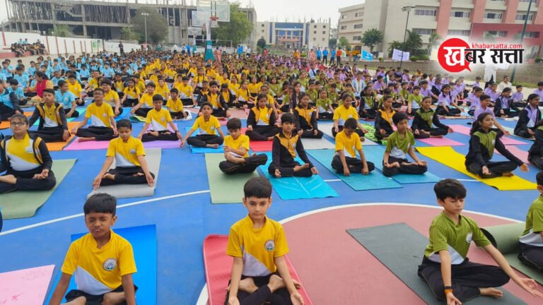 माउंट इंडेक्स इंटरनेशनल स्कूल में 10वें अंतर्राष्ट्रीय योग दिवस का सफल व गरिमामय आयोजन – Mount Index International School Indore