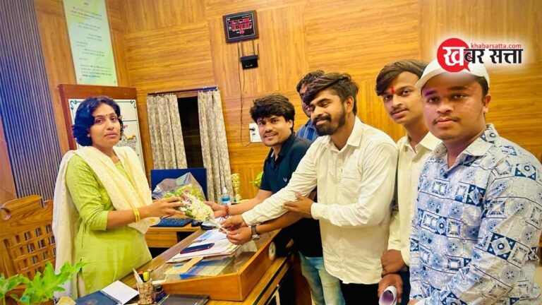 सिवनी एनएसयूआई ने कलेक्टर महोदया का स्वागत कर सेंट फ्रांसिस स्कूल की शिकायत की