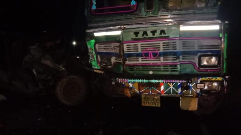 सिवनी बालाघाट रोड़ पर भीषण दुर्घटना: 2 महिलाओं ने गवाई जान