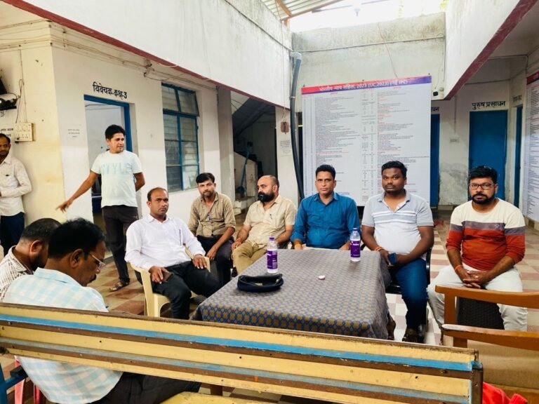 सिवनी: सीएम मोहन यादव के आगमन के पूर्व पुलिस ने कांग्रेस के मनोज राहगंडाले और देवेंद्र ठाकुर को घर से उठाया